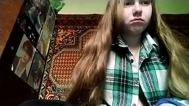 KikiBang online show from 30, 11, 2025