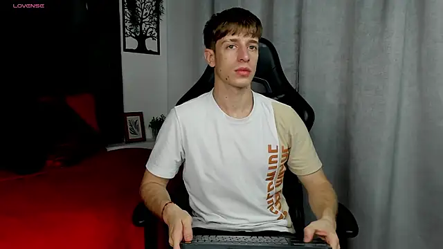 Snapshot of Ostin_Saints chatting on 27, 11, 2025 Ostin Saints online show from 27, 11, 2025