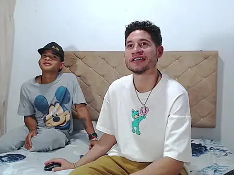 crissex3 online show from 10, 2, 2026