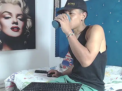 crissex3 online show from 22, 3, 2026