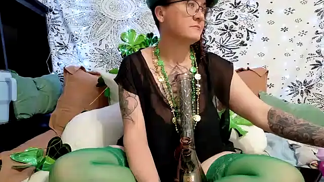 sareberr420 online show from 17, 3, 2026