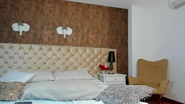 DaimondJohnson online show from 9, 1, 2026