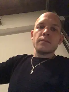 Spielzeugtwink online show from 20, 5, 2026