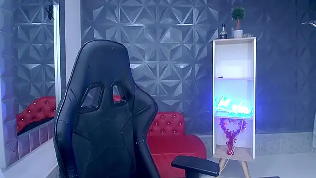 becky lynch 102 online show from 22, 2, 2026