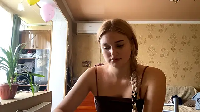 Snapshot of Malley_Saunds chatting on 24, 11, 2025 Malley Saunds online show from 24, 11, 2025