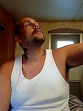 Snapshot of BigriskDaddy92 chatting on 26, 11, 2025 BigriskDaddy92 online show from 26, 11, 2025