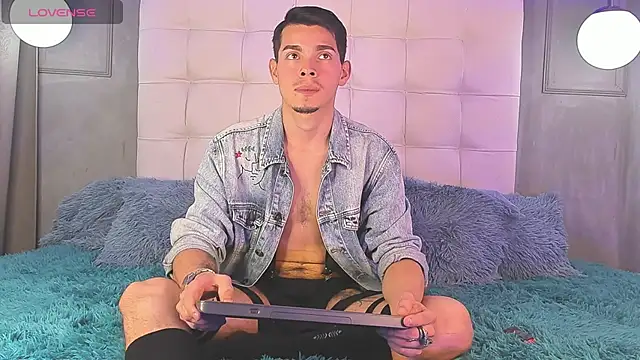 Smile KAI 16 online show from 2, 12, 2025