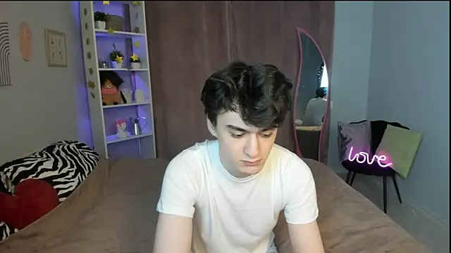 Snapshot of kevinhunter_ chatting on 20, 11, 2025 kevinhunter online show from 20, 11, 2025