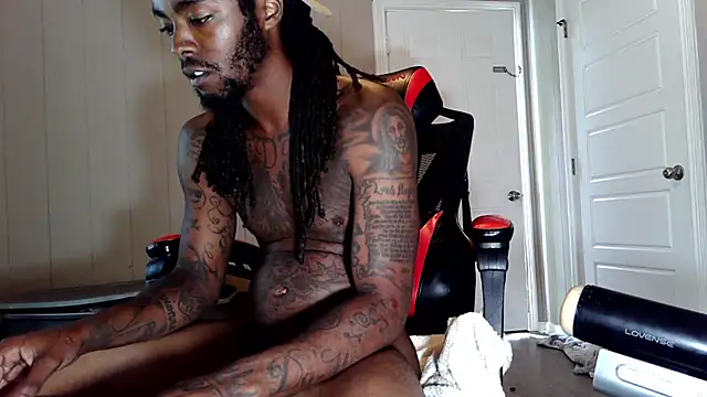 Snapshot of TattedRasta2x0 chatting on 23, 5, 2026 TattedRasta2x0 online show from 23, 5, 2026