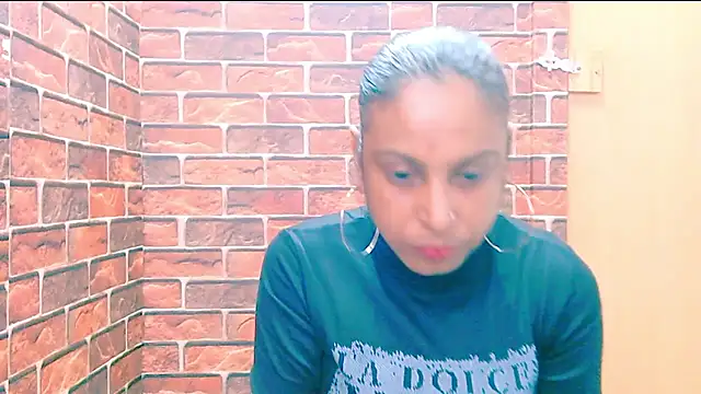 indian spice girl online show from 24, 4, 2026