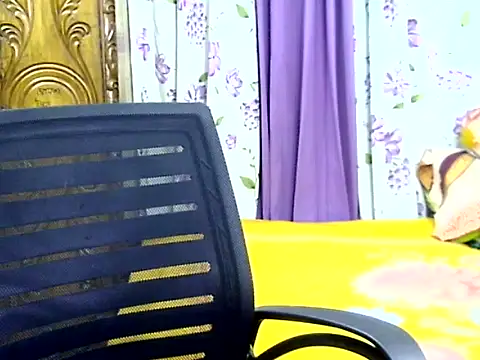 Natasha pihu online show from 14, 4, 2026