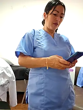 JustSamantha  online show from 27, 11, 2025