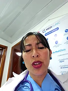 JustSamantha  online show from 7, 4, 2026