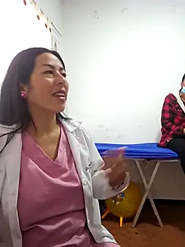 JustSamantha  online show from 21, 4, 2026