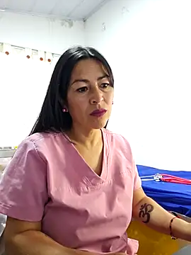JustSamantha  online show from 27, 4, 2026