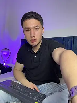 Snapshot of Ethan-Connor chatting on 20, 11, 2025 Ethan-Connor online show from 20, 11, 2025