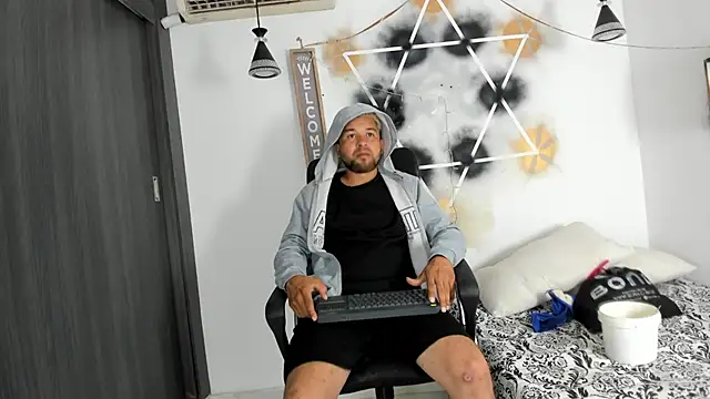 StephaniaAndRandy online show from 9, 1, 2026