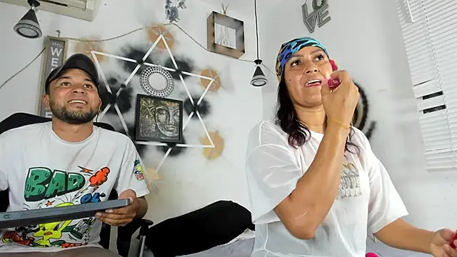 StephaniaAndRandy online show from 27, 11, 2025