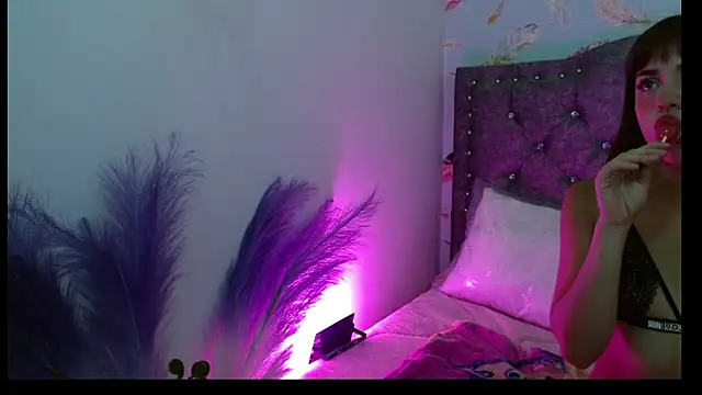 Queen Rousee online show from 5, 3, 2026