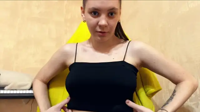 Snapshot of jenyhereforyou chatting on 20, 11, 2025 jenyhereforyou online show from 20, 11, 2025