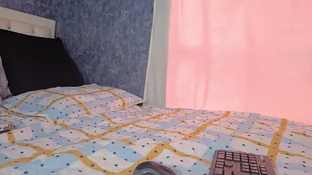 Snapshot of alicee_foox chatting on 27, 11, 2025 alicee foox online show from 27, 11, 2025