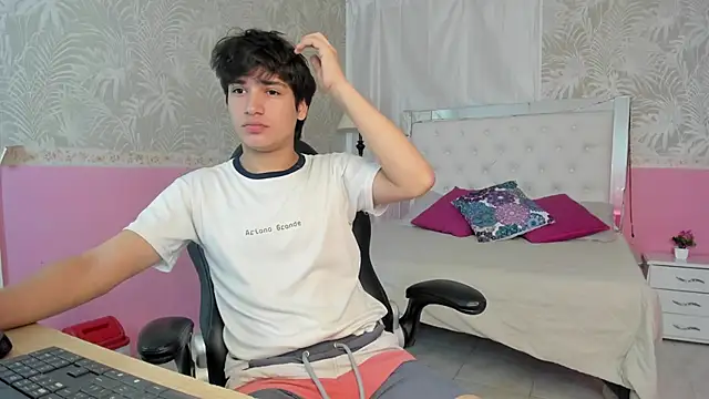 JakeSummer  online show from 24, 11, 2025