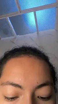 little xioo  online show from 29, 11, 2025