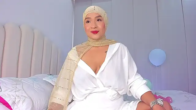 Amira-Zahra online show from 21, 4, 2026