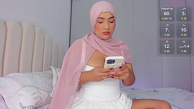 Amira-Zahra online show from 13, 1, 2026