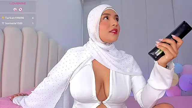 Amira-Zahra online show from 20, 5, 2026