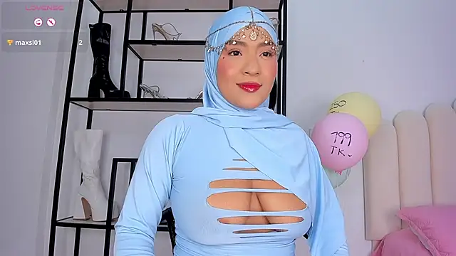 Snapshot of Amira-Zahra chatting on 30, 6, 2026 Amira-Zahra online show from 30, 6, 2026