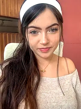 KyliePinkk  online show from 21, 11, 2025