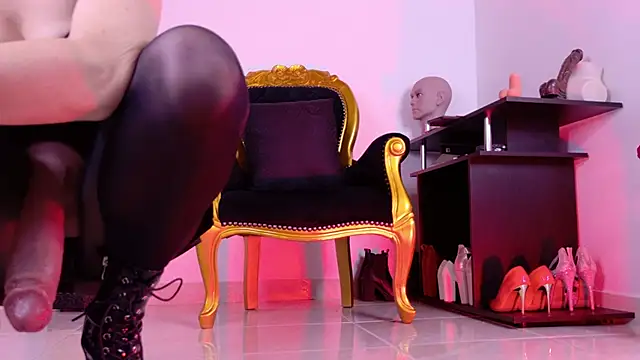 Snapshot of SaraFerrer_ chatting on 28, 2, 2026 SaraFerrer online show from 28, 2, 2026