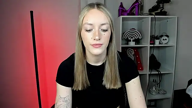 EvelynBlond online show from 24, 2, 2026