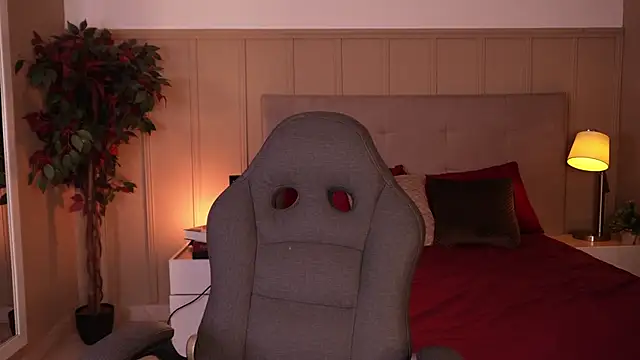 melaniebrett online show from 28, 2, 2026