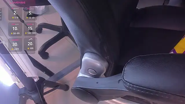 Snapshot of lexiemonroe2 chatting on 29, 11, 2025 lexiemonroe2 online show from 29, 11, 2025