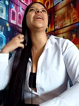 Snapshot of Layla-daring chatting on 11, 7, 2026 Layla-daring online show from 11, 7, 2026