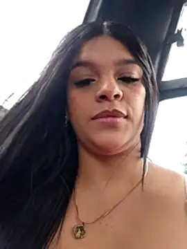 Snapshot of Layla-daring chatting on 23, 4, 2026 Layla-daring online show from 23, 4, 2026
