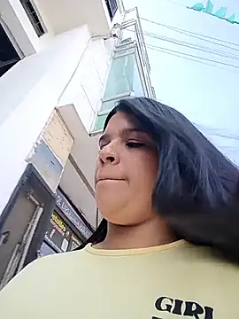 Layla-daring online show from 20, 3, 2026