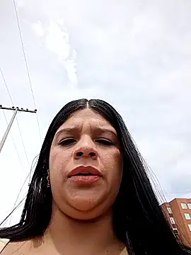 Layla-daring online show from 17, 3, 2026