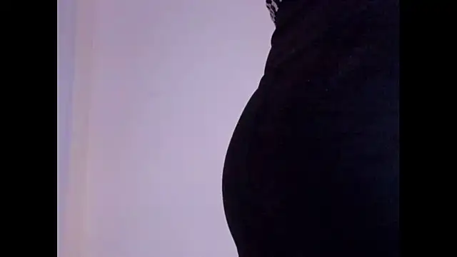 Little  Danni1 online show from 23, 12, 2025