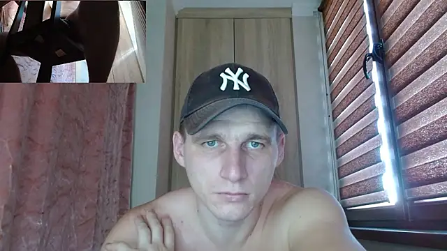 Poliglotjoe1 online show from 6, 3, 2026