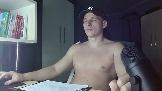 Poliglotjoe1 online show from 28, 11, 2025