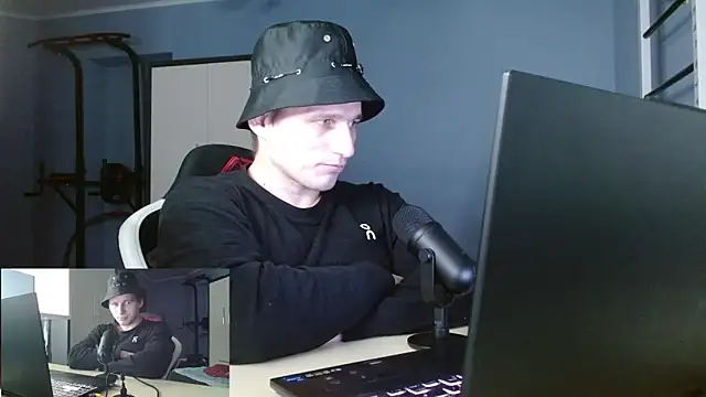 Poliglotjoe1 online show from 7, 2, 2026