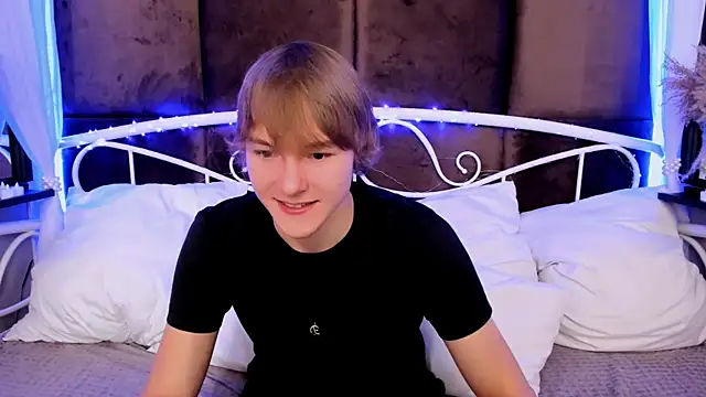 DonaldWoon online show from 5, 12, 2025