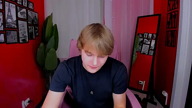 DonaldWoon online show from 4, 12, 2025