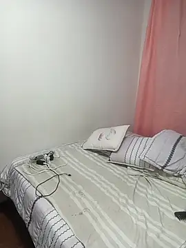 Snapshot of sarasol22 chatting on 21, 11, 2025 sarasol22 online show from 21, 11, 2025