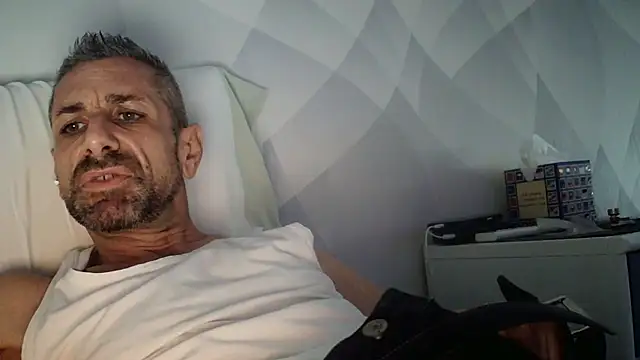 Snapshot of Alexbbcum chatting on 10, 7, 2026 Alexbbcum online show from 10, 7, 2026