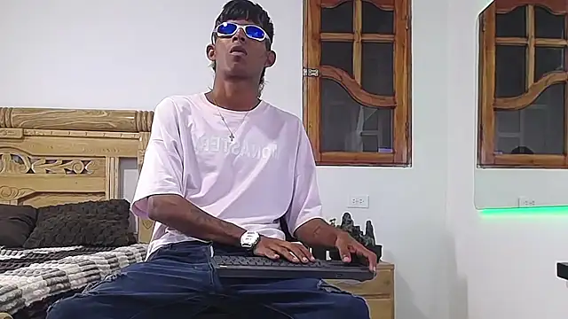 black boy22  online show from 1, 12, 2025