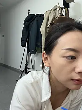 Jinmi125216 online show from 8, 4, 2026